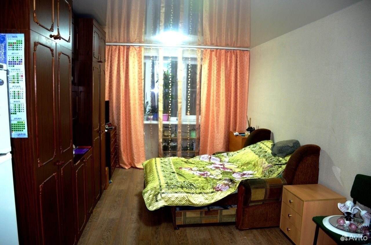 Хочу купить комнату. Комната с удобствами в общежитии. Комната дешевого общежития. Комната в общежитии в Воронеже. Комната в общежитие 19 кв.