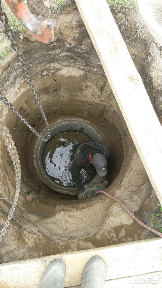 Бурение шамбо. Копка колодцев жуковский. Мс-6 для колодцев. Копка колодцев в уфе. Съехали 2 верхних кольца колодца.