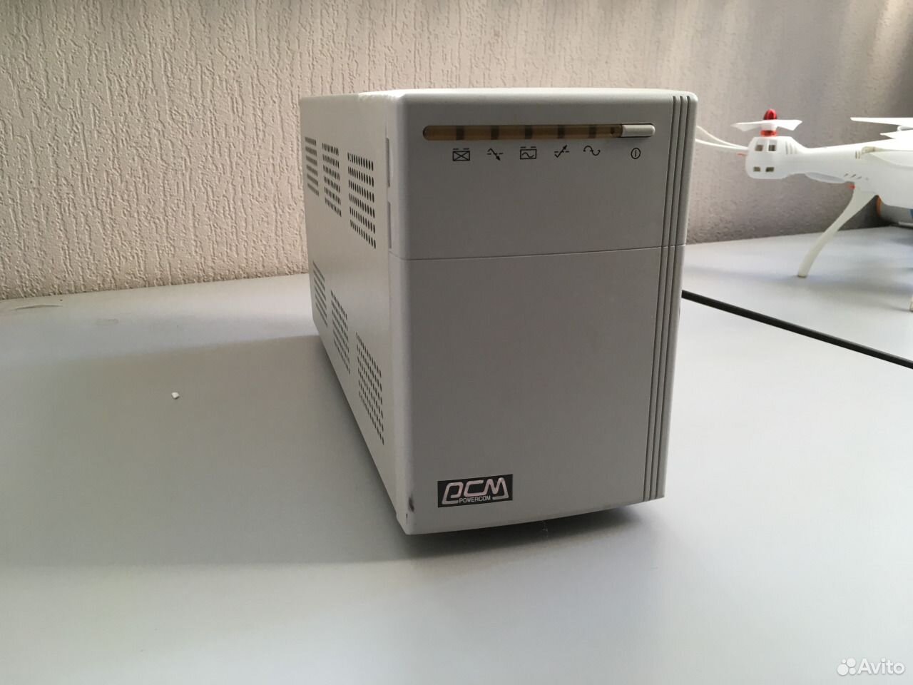 Powercom kin 1000ap. APC Smart ups 700. Powercom kin-1000ap RM. Бесперебойник kin 425a. ИБП АРС back-ups 700 ba.