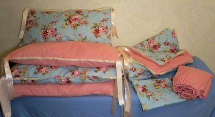Бортики, подушки, одеяло, постельные принадлежност