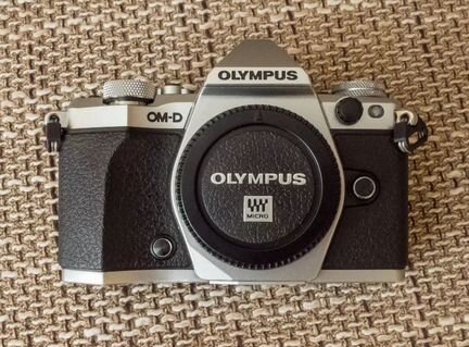 Olympus Om-d E-M5 mark II