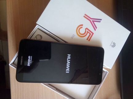 Смартфон HuaweiY5