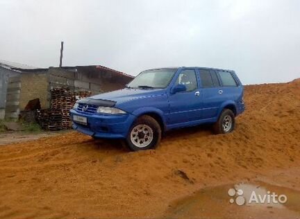 SsangYong Musso 2.9 МТ, 1994, битый, 340 000 км
