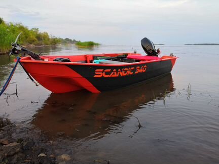 Лодка моторная пластиковая Скандик 340