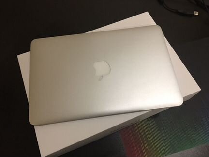 Apple MacBook Air 11,2015 года