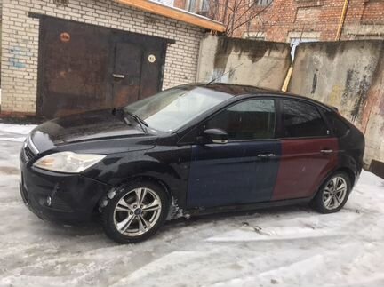 Ford Focus 1.6 AT, 2010, битый, 175 281 км