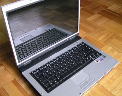 Ноутбук SAMSUNG NP-R50