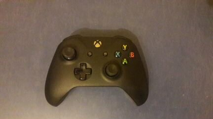 Геймпад Xbox One черный с проводом