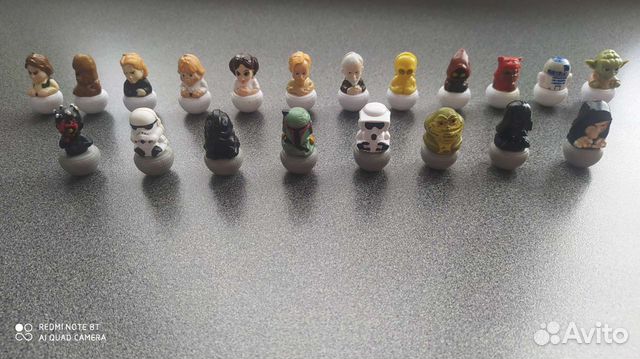 Жетоны и фигурки неваляшки звездные войны