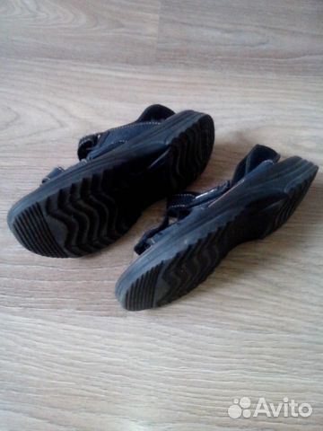 Сандалии Сандалии