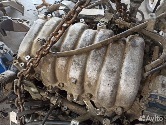 Впускной коллектор Toyota Land Cruiser 100 4.7 2UZ