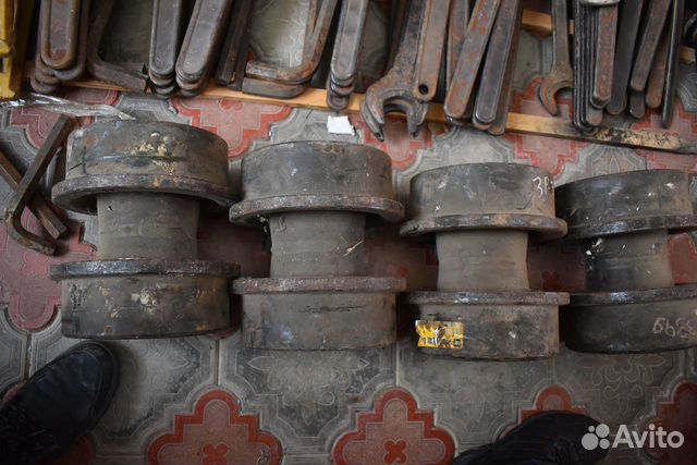 Каток поддерживающий CAT 3P3399