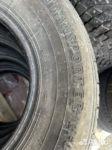 Nokian 225/70 R15C, 4 шт