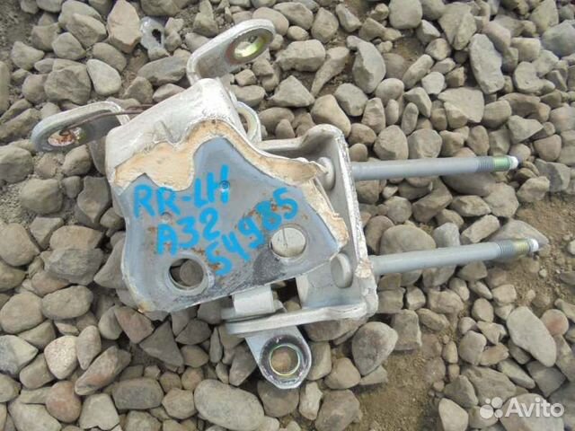 Петля двери задняя левая Nissan Cefiro A32 VQ20DE