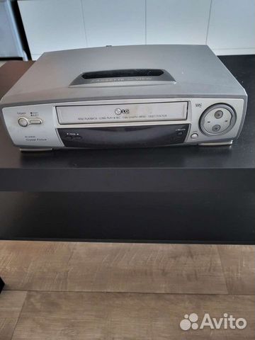 Видеомагнитофон LG