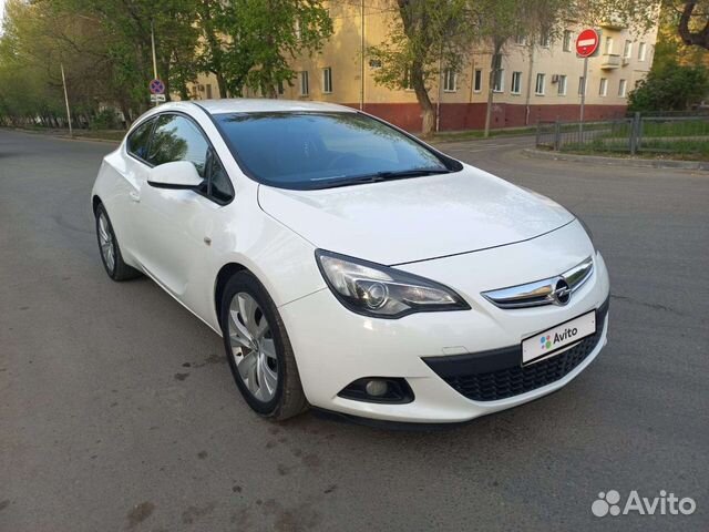 Opel Astra GTC 1.8 МТ, 2015, 120 000 км