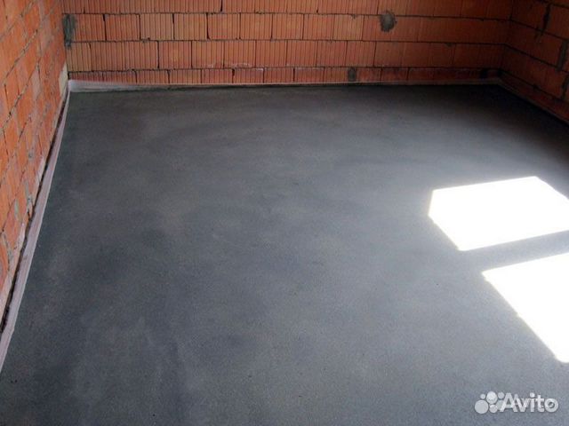 Полусухая стяжка пола, механизированная штукатурка