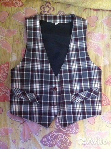 Комплект 122 см. Новый жилет с юбкой