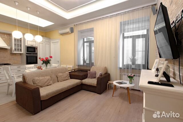 

2-к. квартира, 83 м², 2/5 эт.