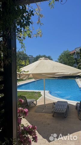 

Квартира-студия, 53 м², 3/4 эт.