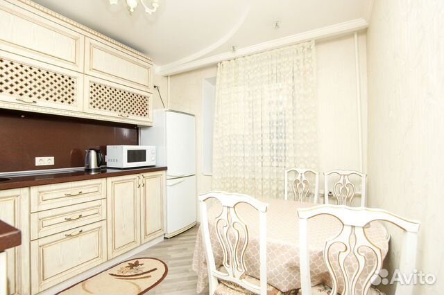 

2-к. квартира, 60 м², 4/10 эт.