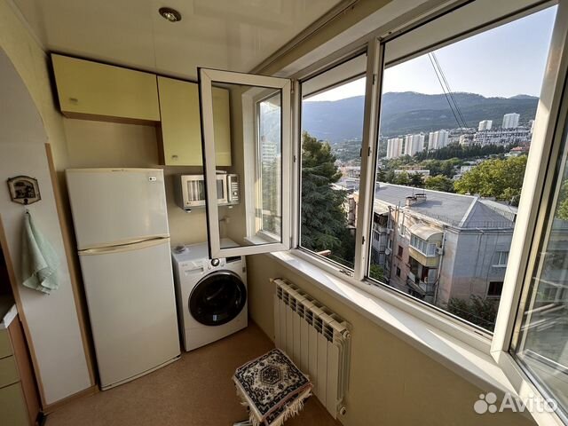 

1-к. квартира, 37 м², 4/5 эт.