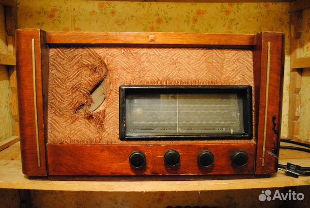 Винтажный радиоприёмник ламповый Punane RET VV-662