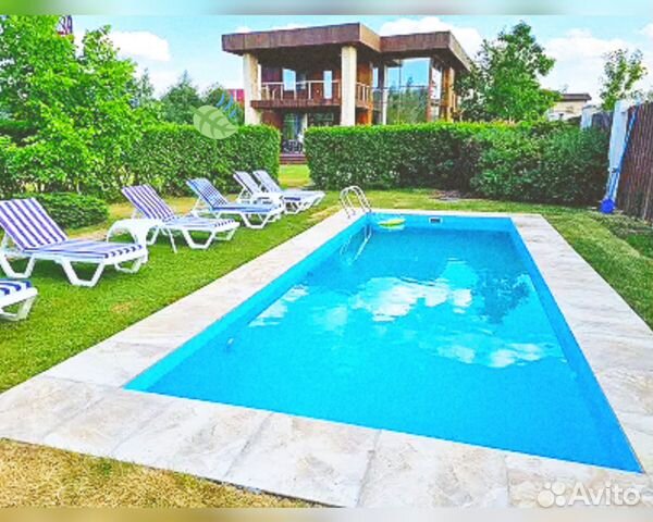 

10-к. и более коттедж, 927 м²