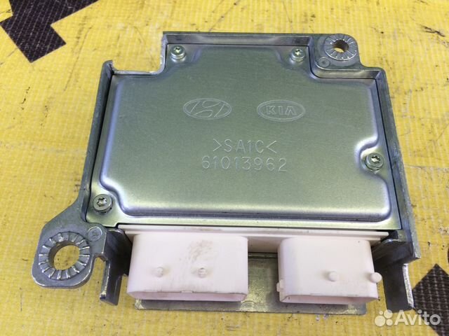 Блок управления AIR BAG Kia Rio 3 Блок управления AIR BAG Kia Rio 3