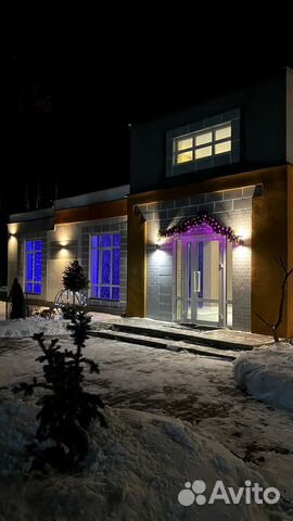 

3-к. дом, 200 м²