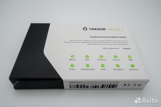 Аппаратный кошелек Trezor model T
