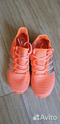Новые кроссовки Adidas 37 размер Новые кроссовки Adidas 37 размер