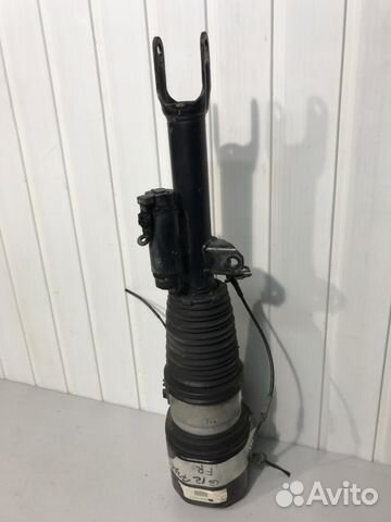 Передняя правая стойка BMW G11 G12 Передняя правая стойка BMW G11 G12