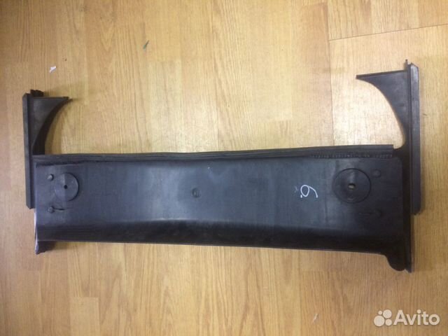 Воздушный щиток радиатора Volvo S60 (09) Б,У Воздушный щиток радиатора Volvo S60 (09) Б,У