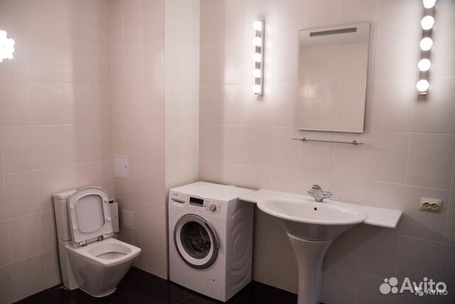 1-к квартира, 57 м², 1/9 эт.
