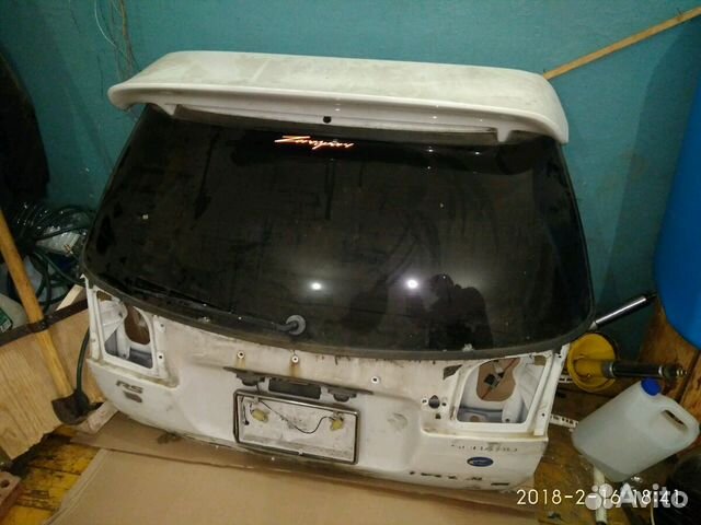 Крышка (дверь) багажника Subaru Legacy BH5 BH9