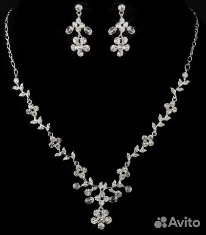 Золотой комплект с бриллиантами Золотой комплект с бриллиантами