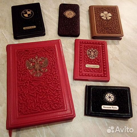Зажим для денег ручной работы, черная жатая кожа Зажим для денег ручной работы, черная жатая кожа