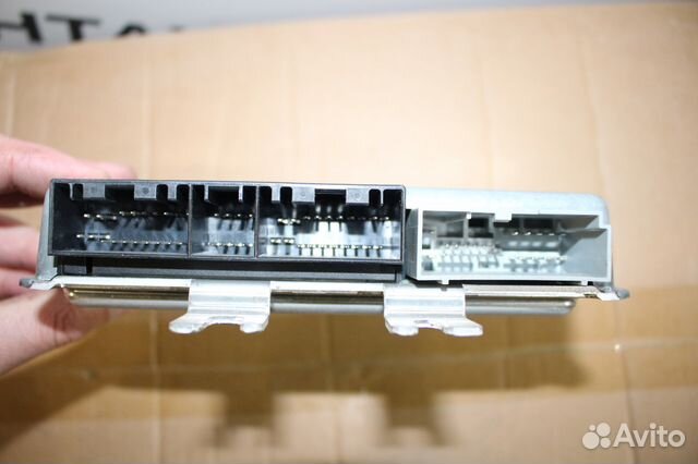 Блок пневмоподвески RQT500181 Range Rover vogue 3 Блок пневмоподвески RQT500181 Range Rover vogue 3
