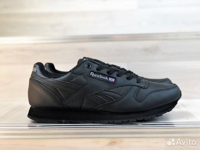 Кроссовки Reebok Classic (41-42 размер)