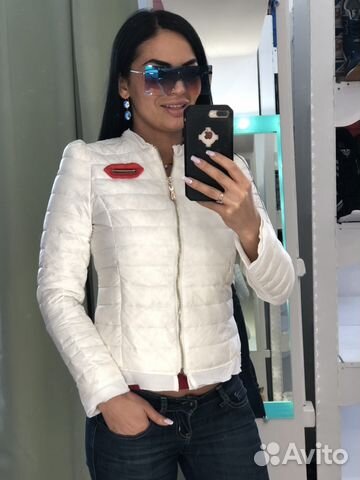Куртка весенняя белая Куртка весенняя белая