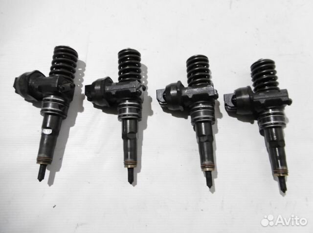 Насос Форсунка 038130073AG 1.9 тди Фольцваген