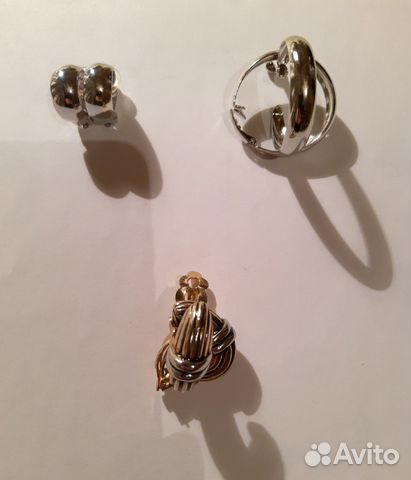 Клипсы, серьги-гвоздики и подвеска. Не б/у Клипсы, серьги-гвоздики и подвеска. Не б/у