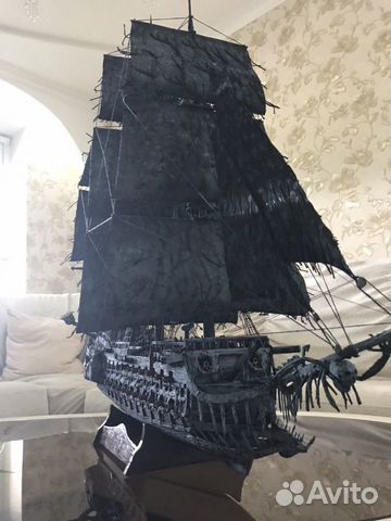 Модель корабля Летучий Голландец Модель корабля Летучий Голландец