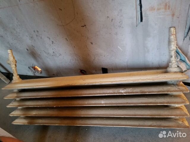 Батарея чугунная