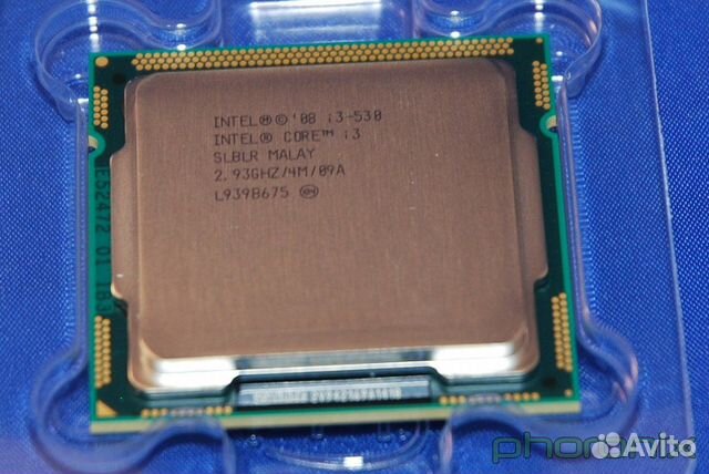 Интел i3. Процессор Intel Core i3-530. Процессор Intel Core i3-530 Clarkdale. Intel Core i3 CPU 530. Процессор Intel Core i3 530 ekaralog.