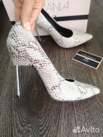 Туфли, босоножки и зимние сапожки Туфли, босоножки и зимние сапожки