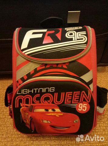 Рюкзак школьный с ортопедической спиной Рюкзак школьный с ортопедической спиной