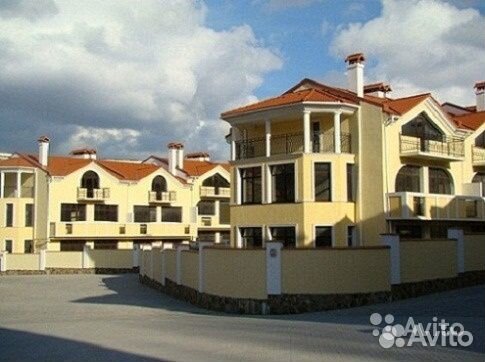 Студия, 45 м², 1/3 эт. Студия, 45 м², 1/3 эт.