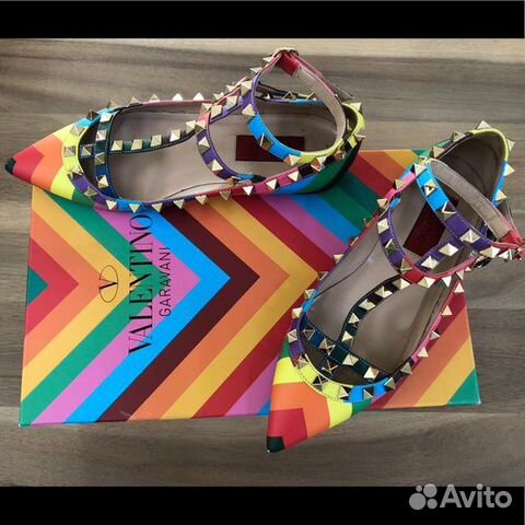Босоножки Valentino оригинал Босоножки Valentino оригинал